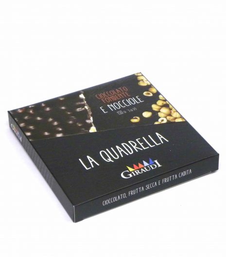 Giraudi quadrella nocciole cioccolato fondente - Giraudi quadrella dark chocolate hazelnuts - Gustorotondo - Italian food boutique