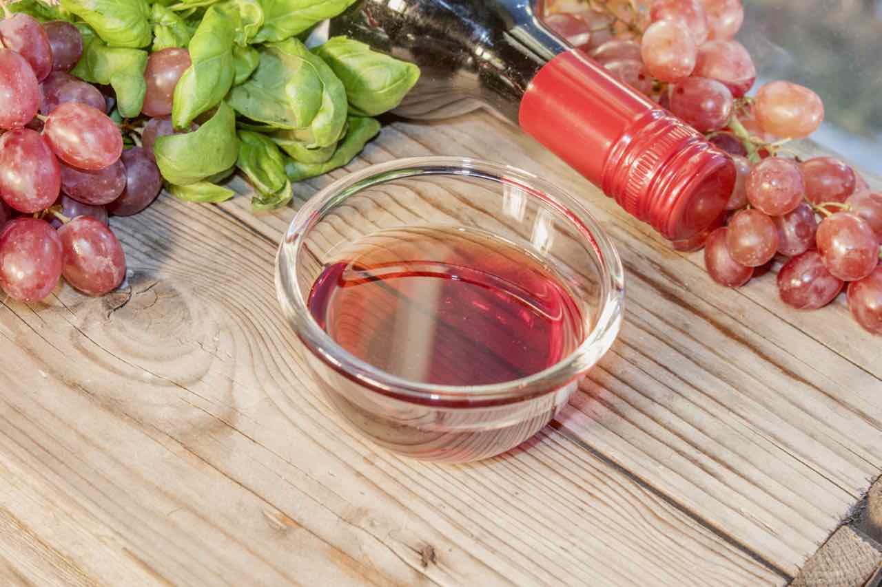 LE PROPRIETÀ E I BENEFICI DELL'ACETO DI VINO | Gustorotondo