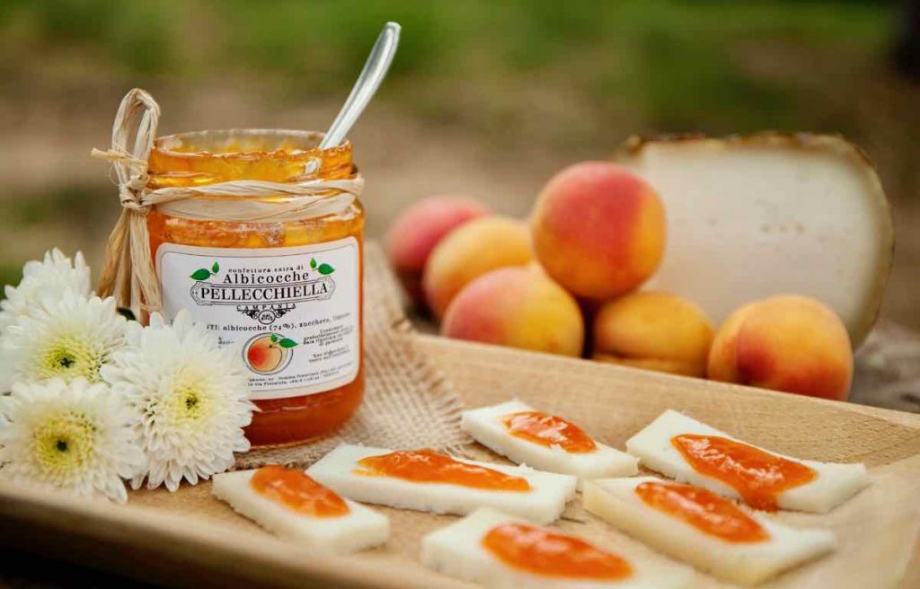 Confettura albicocche Pellecchiella Monte Somma - Pellecchiella Monte Somma apricot jam - Gustorotondo Italian food boutique - I migliori cibi online - Best Italian foods online - spesa online