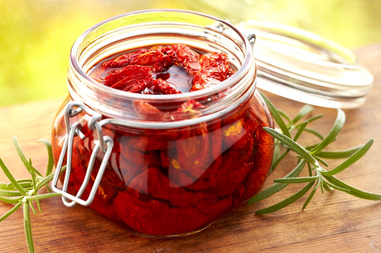 Pomodori secchi sott'olio - dried tomatoes in olive oil - Gustorotondo Italian food boutique - I migliori cibi online - Best Italian foods online - spesa online